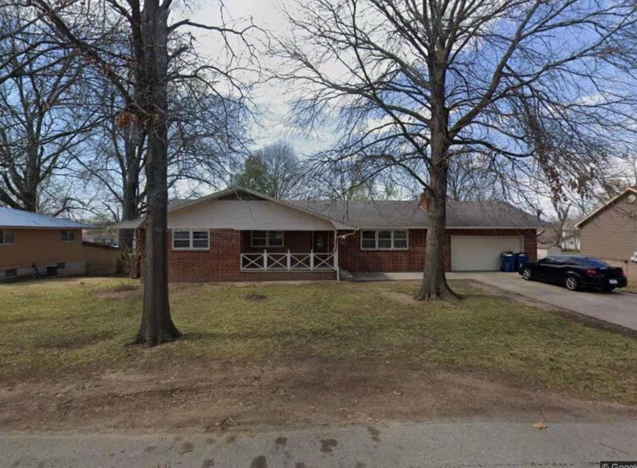 JEFF'S HOUSE - 18