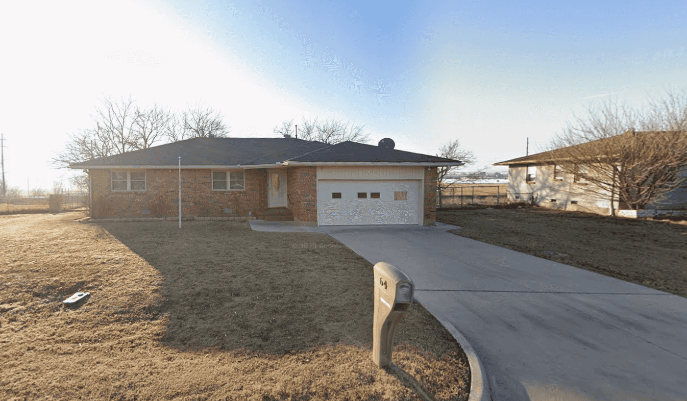 64 SW 45th St
