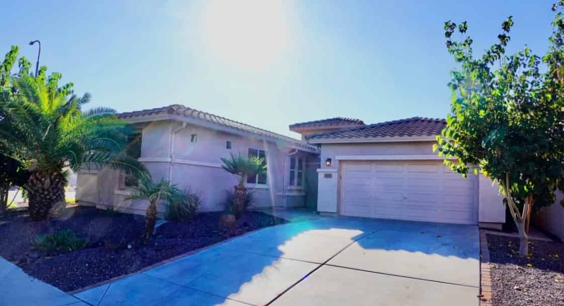Homestead House (Chandler, AZ)